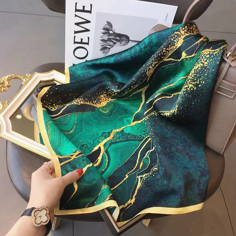 70 × 70 センチメートル女性スカーフシルク感ヘアネック - Ascot Neck Scarf のレビューと価格